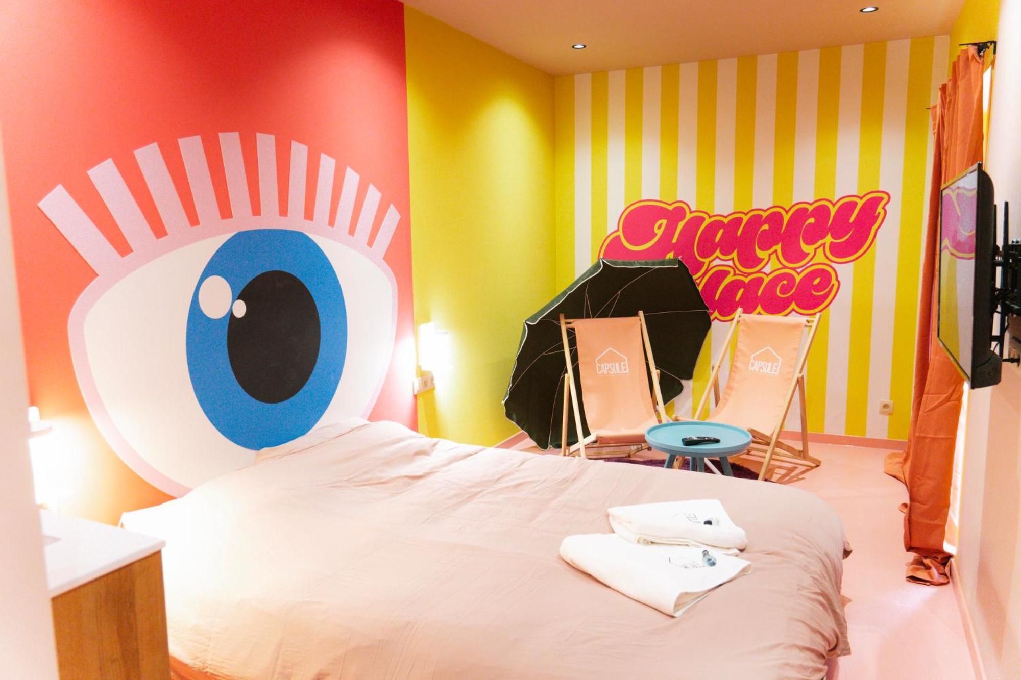 Capsule Girl Power Spa - Balneo - Sauna - Karaoke - Billard - 2 Chambres Charleroi Esterno foto