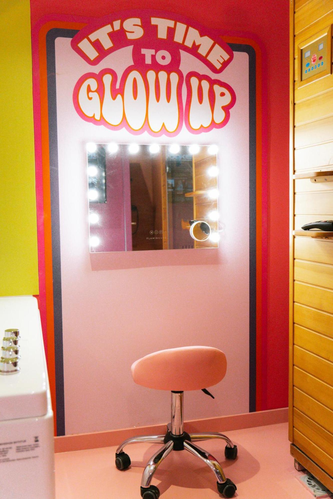 Capsule Girl Power Spa - Balneo - Sauna - Karaoke - Billard - 2 Chambres Charleroi Esterno foto