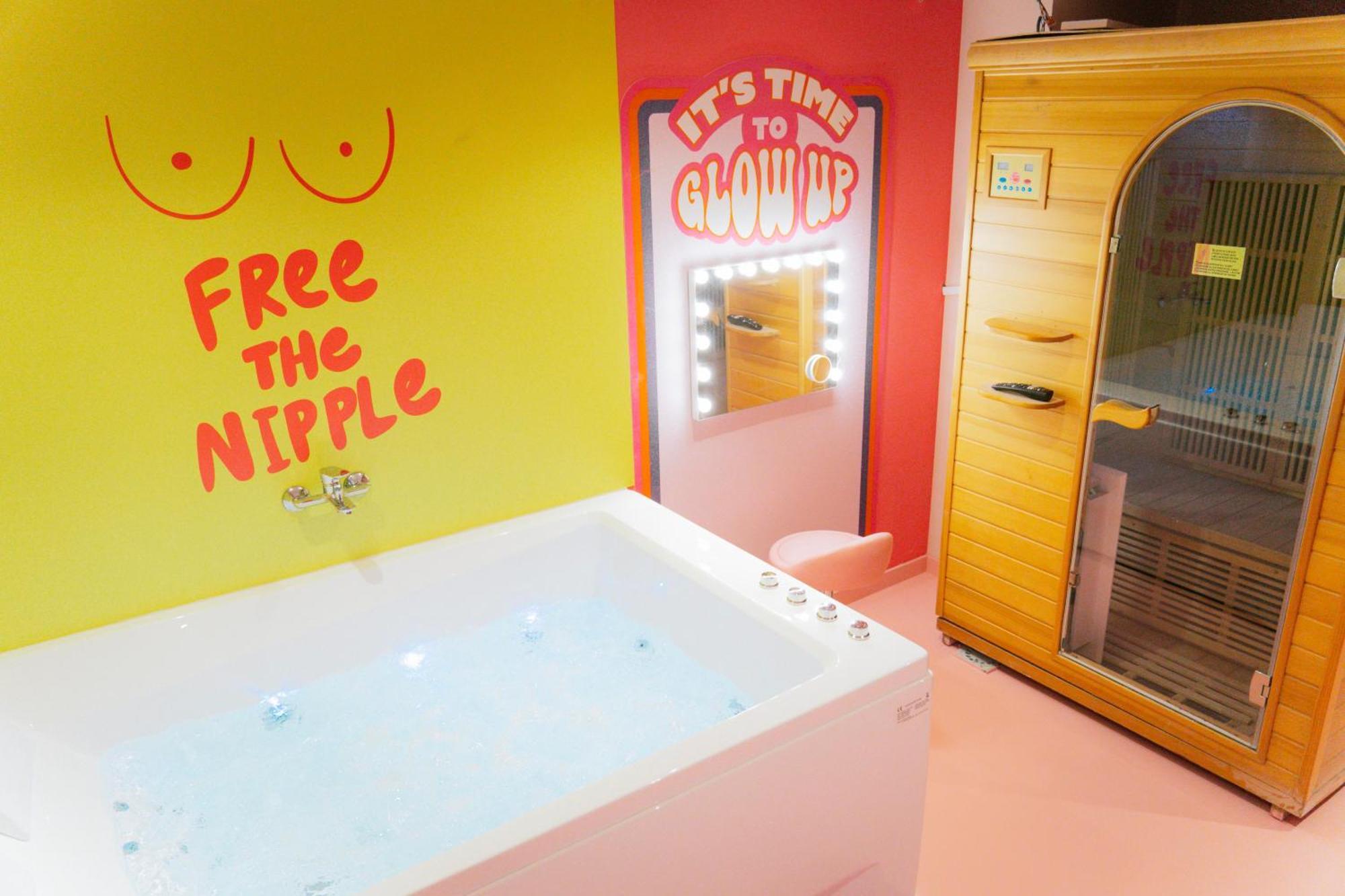 Capsule Girl Power Spa - Balneo - Sauna - Karaoke - Billard - 2 Chambres Charleroi Esterno foto